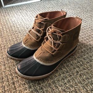 New Sorel Out n’ About boot in elk